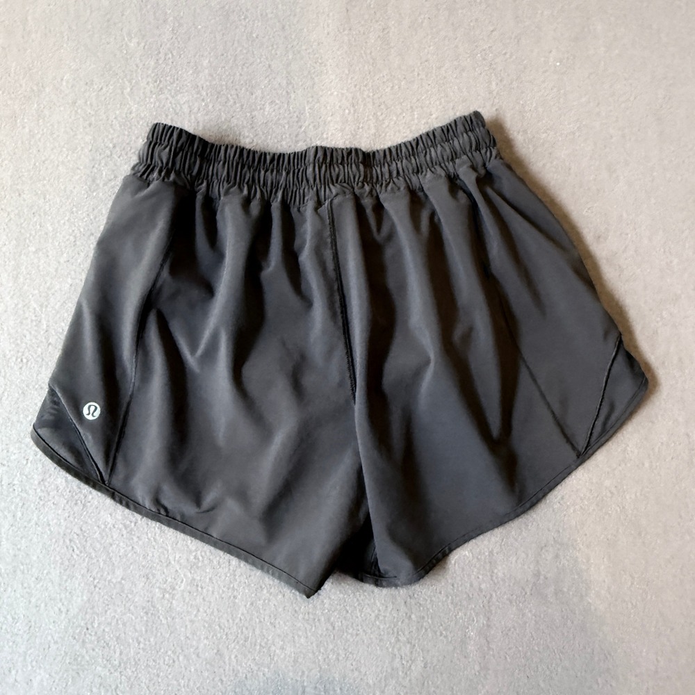 Lululemon Hotty Hot High-Rise Lined Short 4" Women 6 Black Running Activewear
